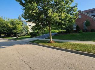 2825 Carrington Dr, Dundee, IL 60118