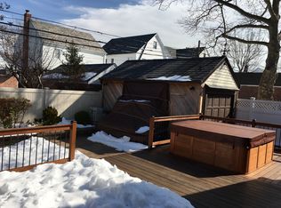 5339 214th St, Bayside Hills, NY 11364