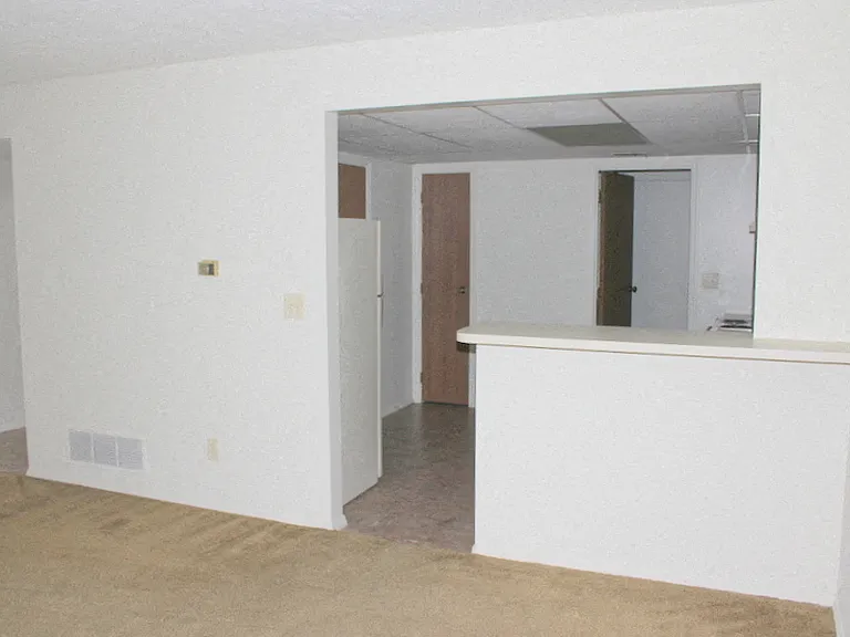 2478 Spring Valley Rd — Photo 4