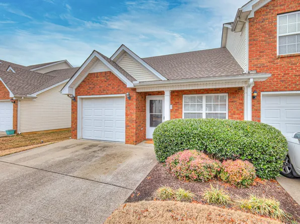 921 Wolves Den Pl, Murfreesboro, TN 37128