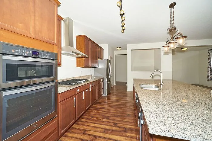 965 Adlo Ln — Photo 7
