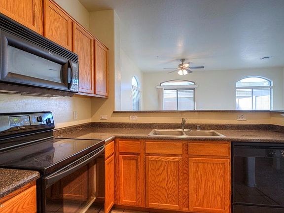 3rd image of 2024 S Baldwin Unit 51
