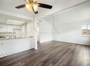 641 Walnut Dr, Lake Elsinore, CA 92530