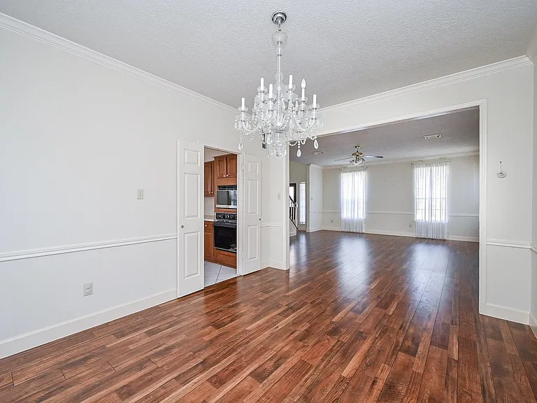 9731 New Kent Dr — Photo 9