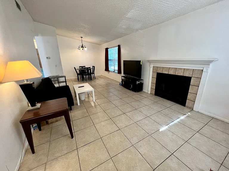 14301 Hanging Moss Cir #201 — Photo 6