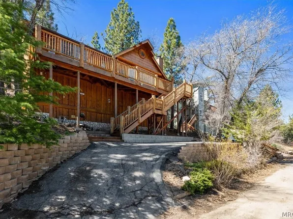 487 Villa Grove Ave, Big Bear City, CA 92314