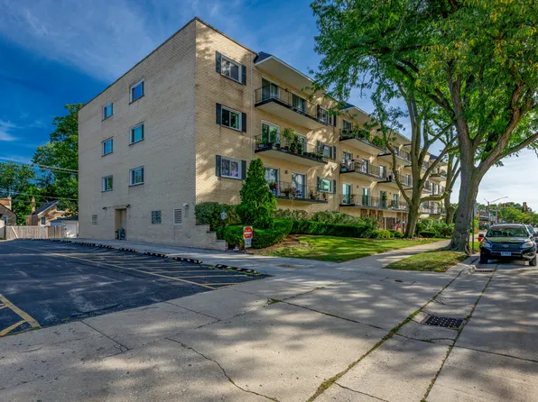 6020 Lincoln Ave Unit 307, Morton Grove, IL 60053