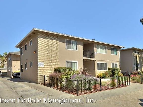 5th image of 3201 Cadillac Dr APT 15