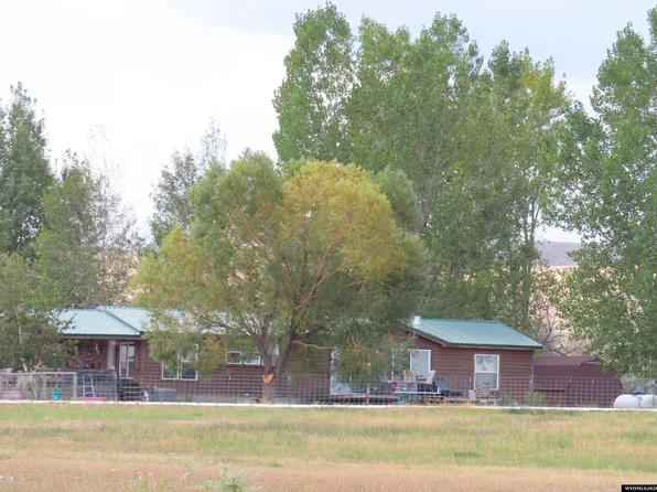99 Ocean Lake Rd, Riverton, WY 82501