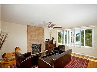 3rd image of 4153 Amoroso St