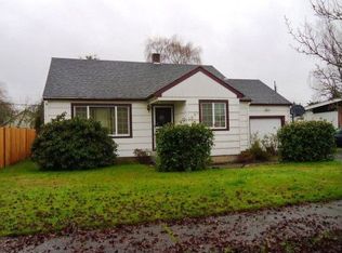 1557 D St, Springfield, OR 97477