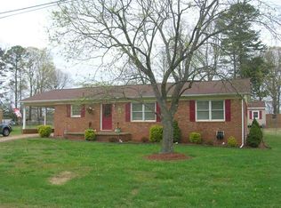 411 Vance St, Forest City, NC 28043