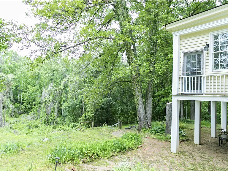Holly Corner Rd — Photo 11