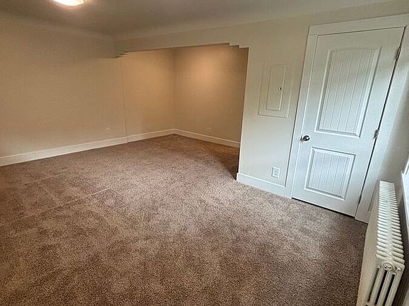 2nd image of 4400 NE 178th St #B