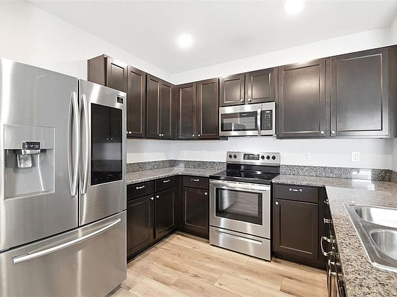 2nd image of 5924 Briar Rose Way