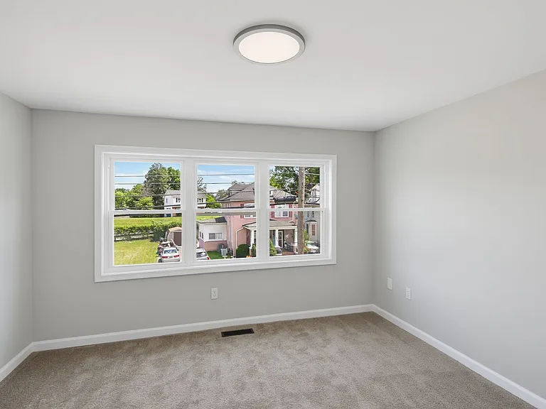 837 Virginia Ave — Photo 21