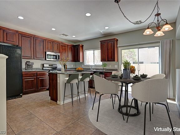 3rd image of 9339 Rushworth Ave