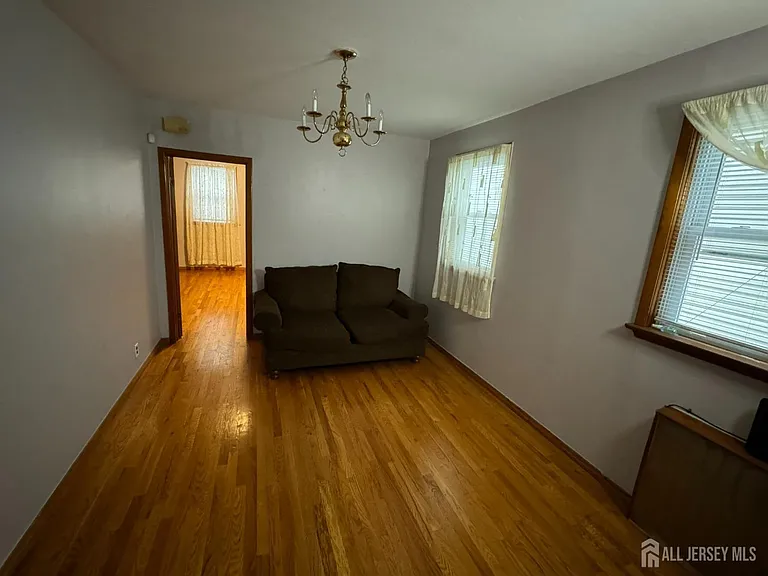 113 McWhorter St #1 — Photo 5