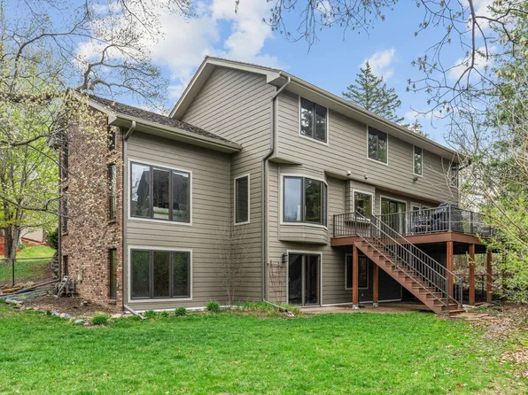 5811 Shannon Dr, Edina, MN 55439