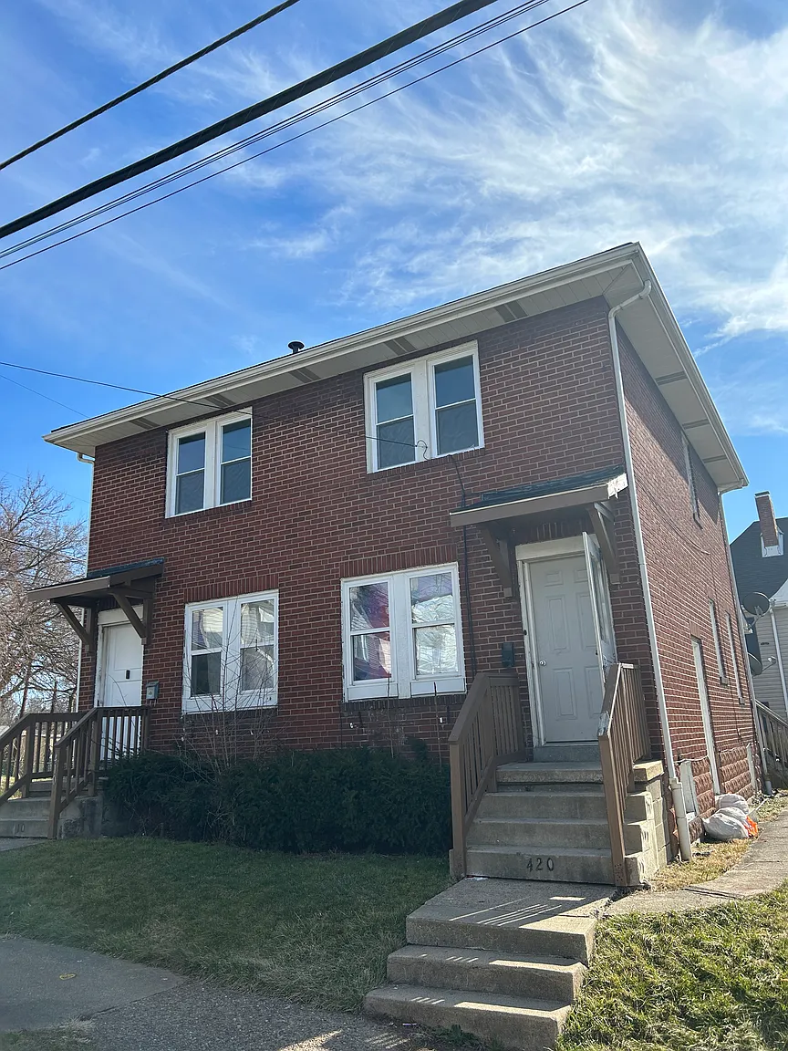 410420-410 W Hallam Ave photo 1
