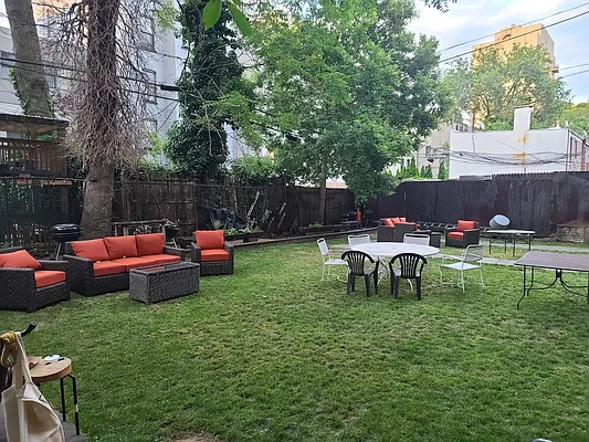 Rented by Brooklyn Heights Real Estate Inc | media 3