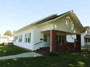 820 Wabash Ave, Mattoon, IL 61938