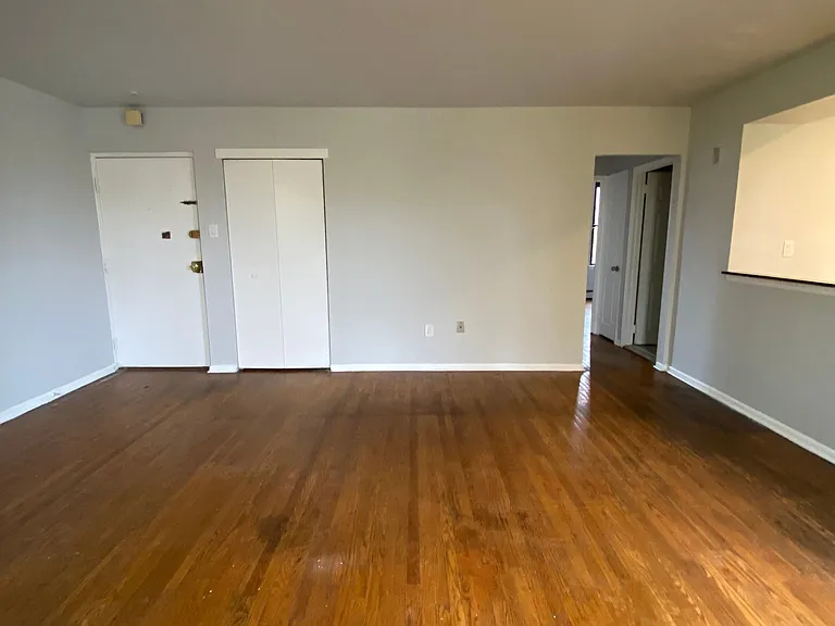 4520 Springfield Ave #B3 — Photo 6