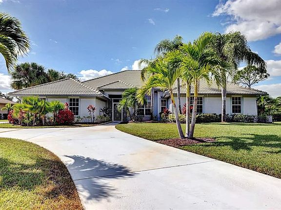 2nd image of 8028 Plantation Lakes Dr