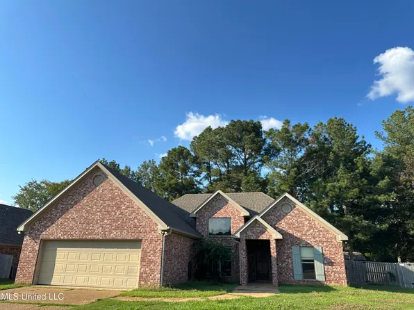 312 Bullock Cir, Richland, MS 39218