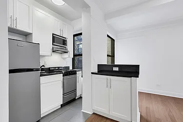 Rented by Cooper & Cooper Real Estate