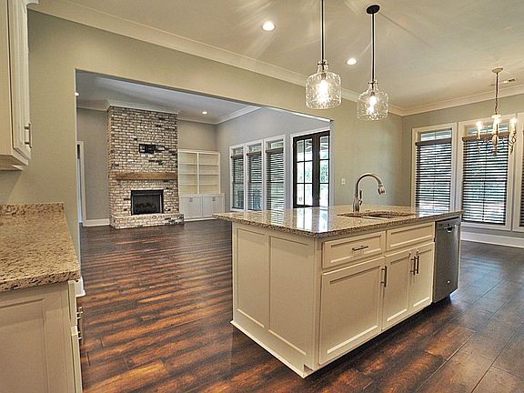 5th image of 186 Timberlane Dr