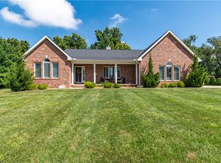 1085 Finley Ave, Mt Zion, IL 62549