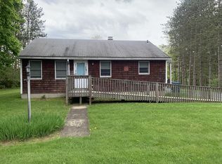 1 Christmas Tree Ln, Rutland, MA 01543