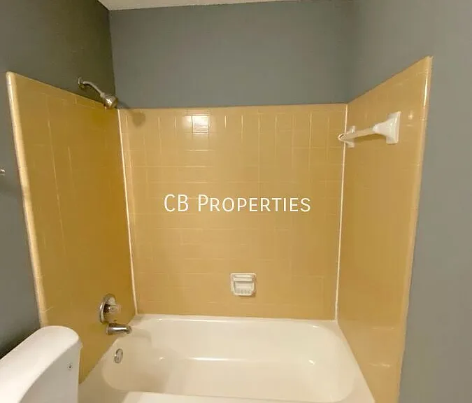 8115 Kerry Dr — Photo 12