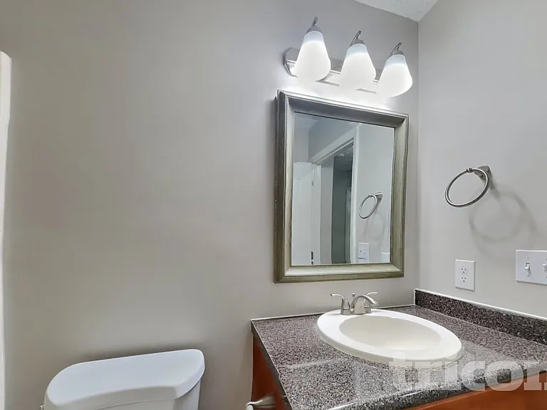 1829 Elkpark Dr — Photo 13
