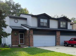 316 Brookdale Dr APT A, Bloomingdale, IL