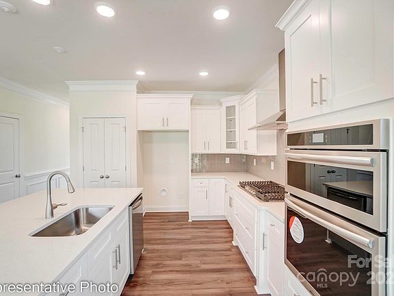 6th image of this home