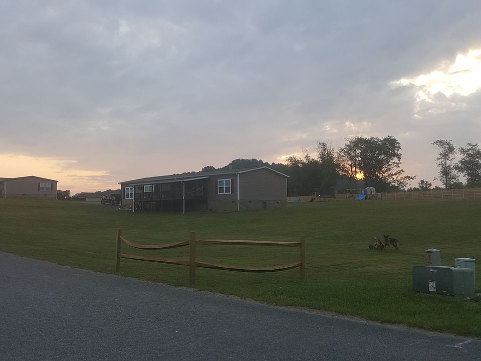 2nd image of 6020 Cherry Ln
