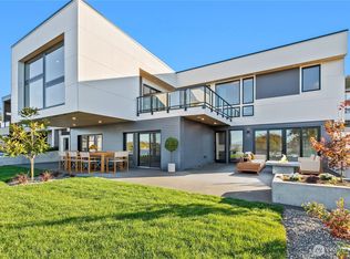 6920 Holeman Ave, Blaine, WA