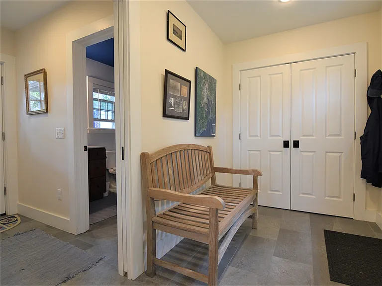 518 Third Beach Rd — Photo 3