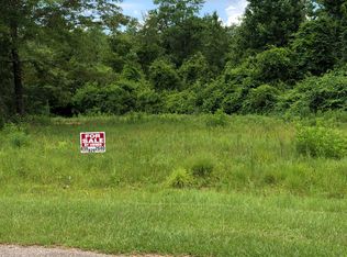 262 Old Creek Rd, Picayune, MS 39466