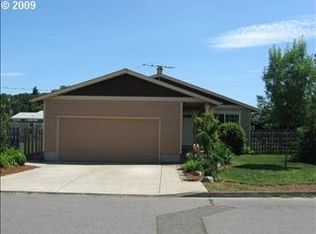 519 Fenton Ave, Molalla, OR