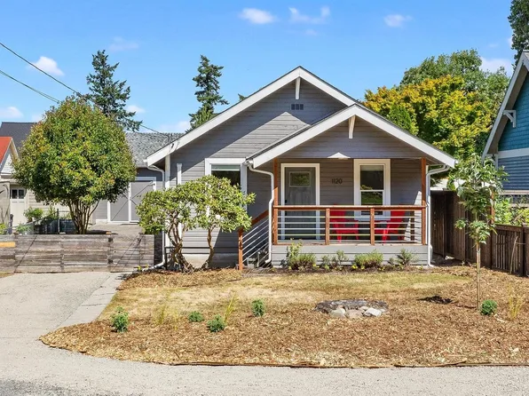 1120 3rd St, Mukilteo, WA 98275