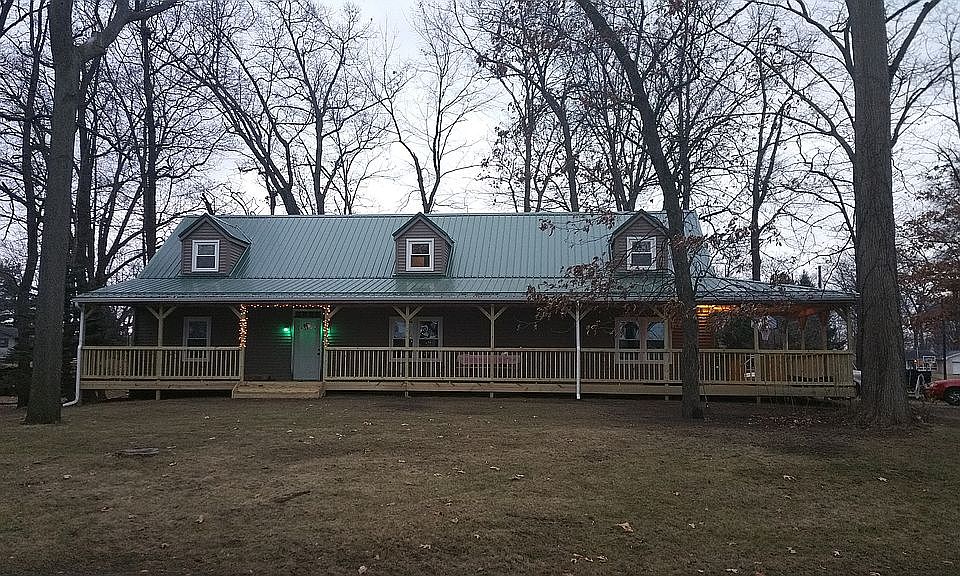 1st image of 23608 Ironwood Dr