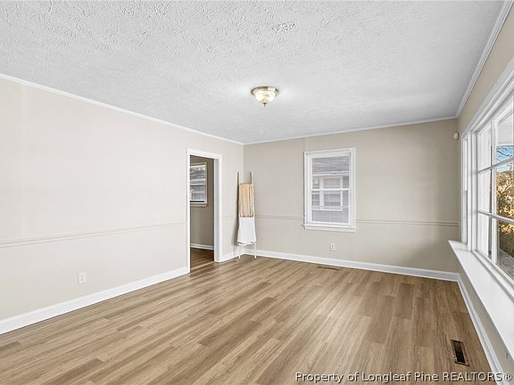 2nd image of 517 Albany St