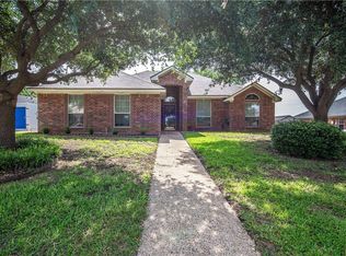 832 Cheyenne Trl, Hewitt, TX 76643
