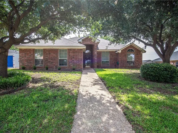 832 Cheyenne Trl, Hewitt, TX 76643