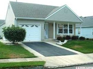 112 Chesterfield Ln, Toms River, NJ
