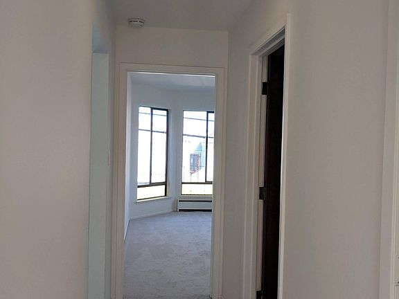 4th image of 785 27th Ave