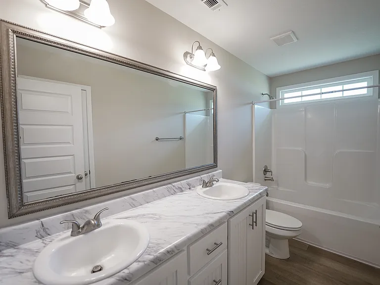 336 Tallulah Bnd — Photo 19